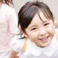 5歳の英語 ハワイの無料トロリーバス ドライバーの面白いお兄さんのことが 気に入った5才の娘 そのお兄さんに言った一言が、 周りのみんなを笑顔にしました。 ==================================== ◆...